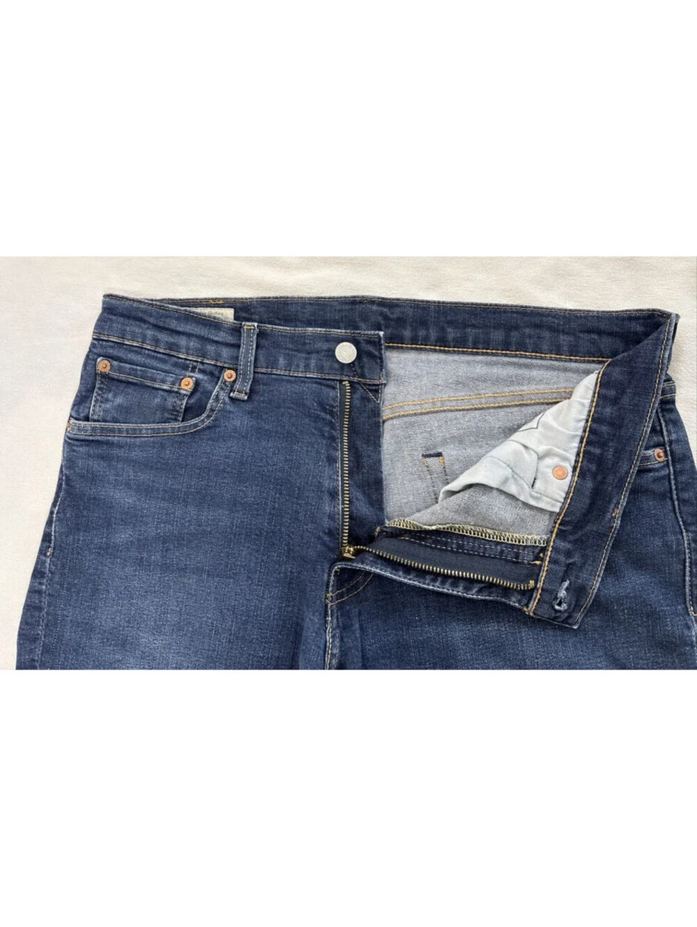 Levi's 541 Men's 35x29 Athletic Taper Blue Jeans Medium Wash Stretch Distressed